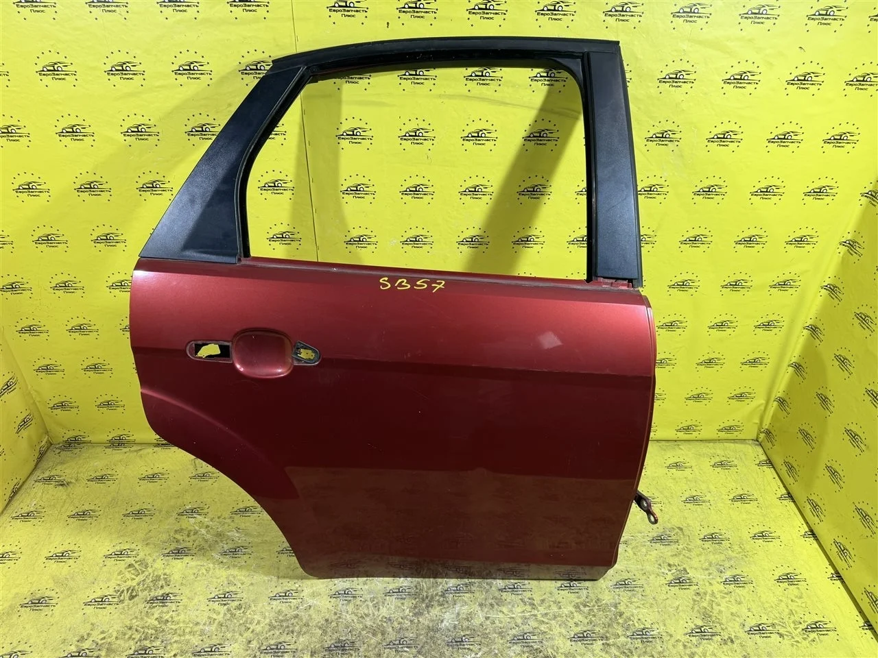 Дверь Ford Focus 2 1702418, задняя правая