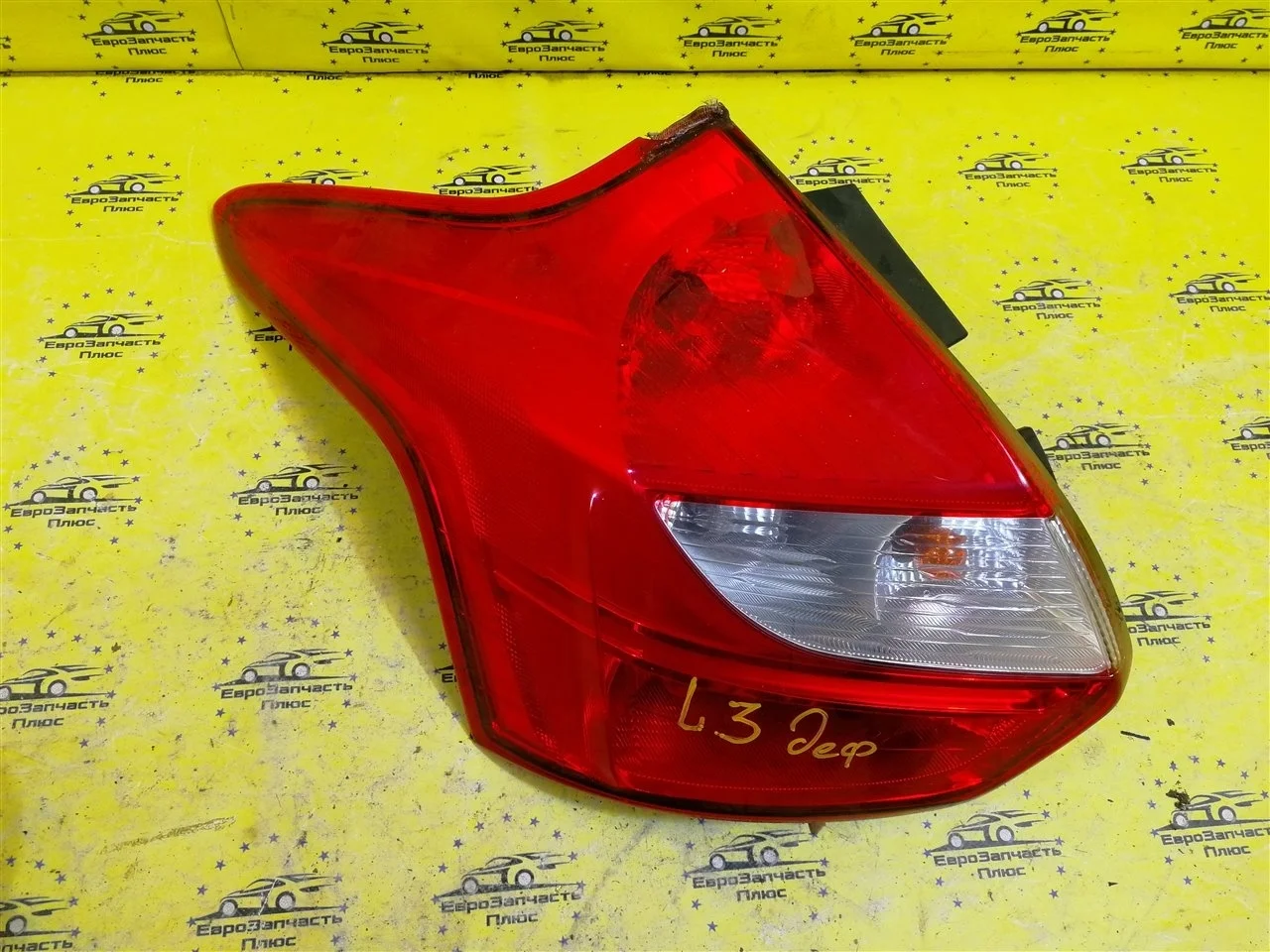 Фонарь дефект Ford Focus 3 1719709, задний левый