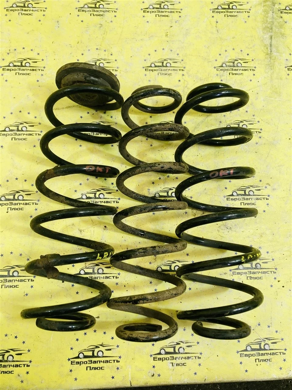 Пружина Skoda Octavia A5 1K0511115 1Z, задняя