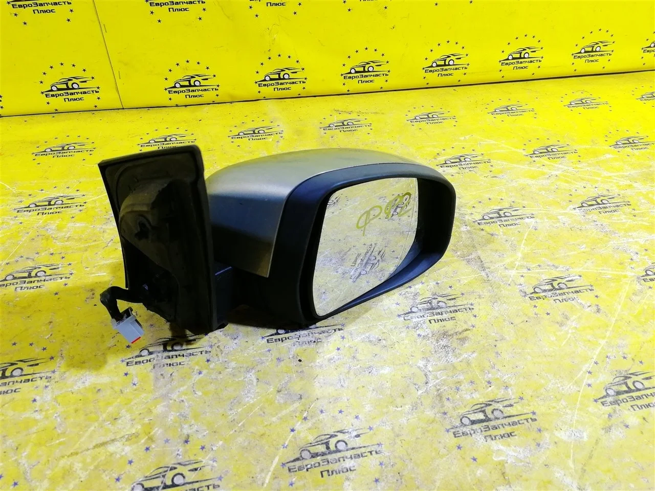 Зеркало Ford Focus 2 1698924, переднее правое
