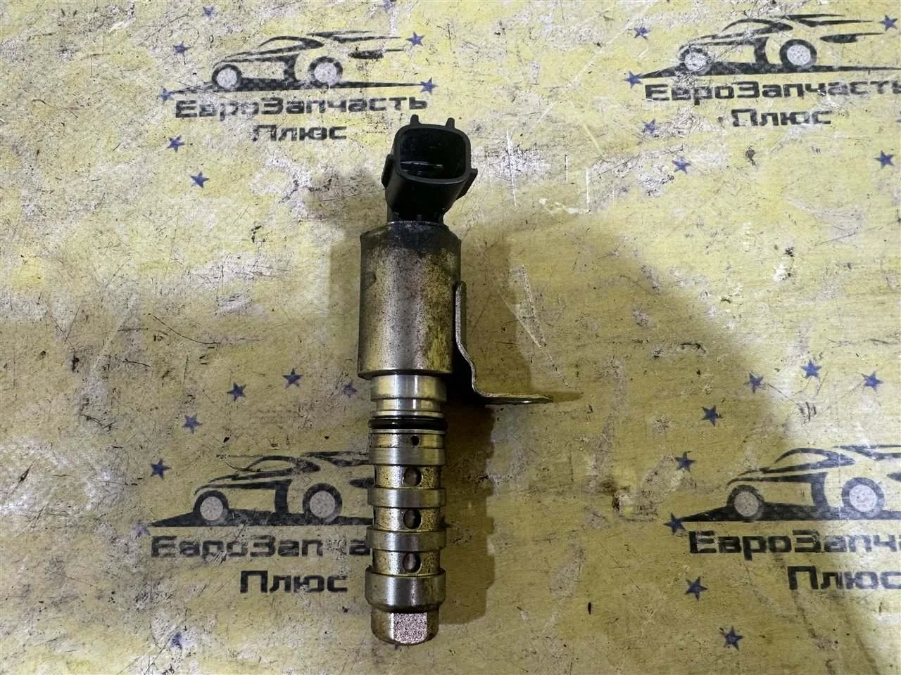 Клапан изменения фаз грм Nissan Qashqai 23796EN200 J10