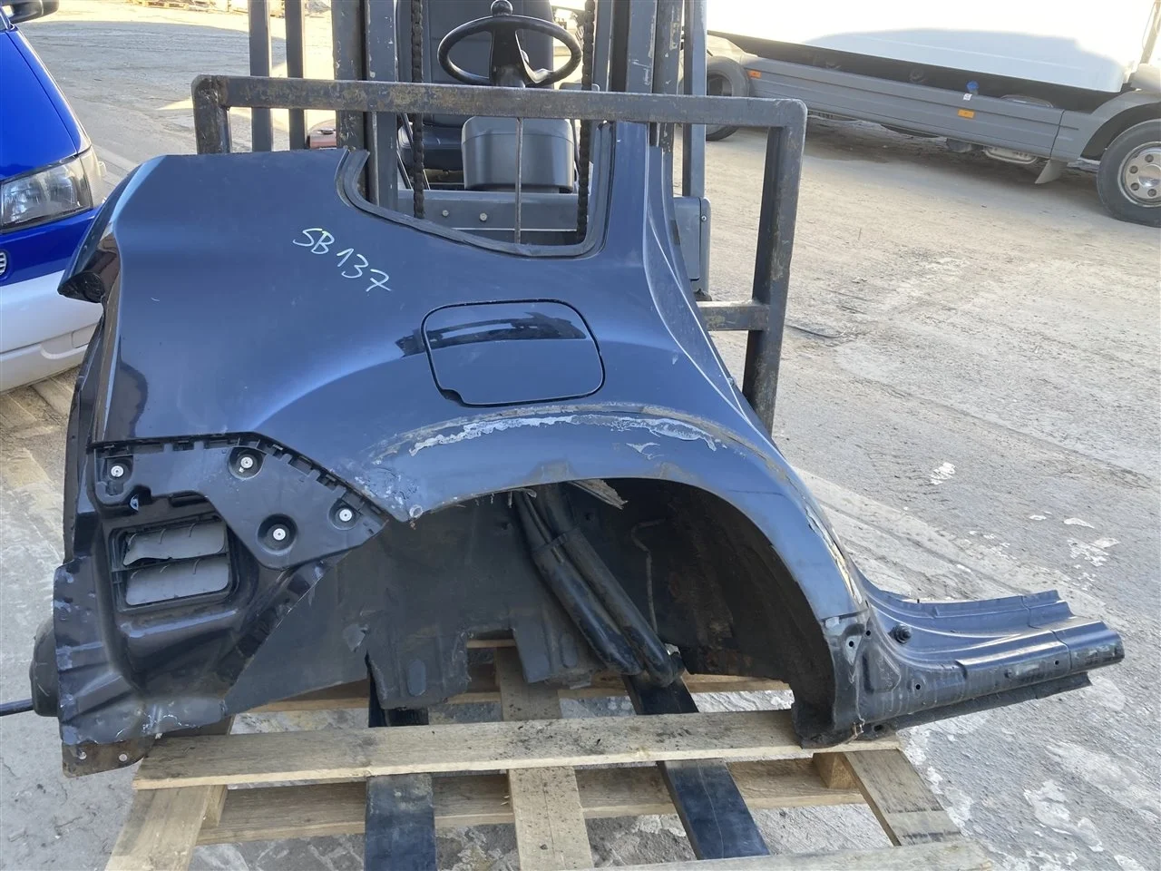 Четверть крыло Renault Duster 774207318R HS, задний правый