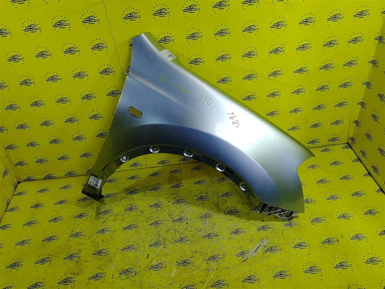 Крыло Nissan Qashqai F3100JD0M0 J10, правое