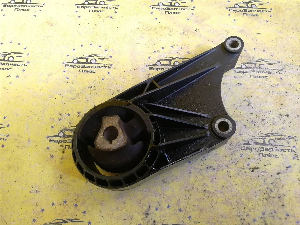 Подушка двигателя Opel Astra 13248599 J A14XER, передняя