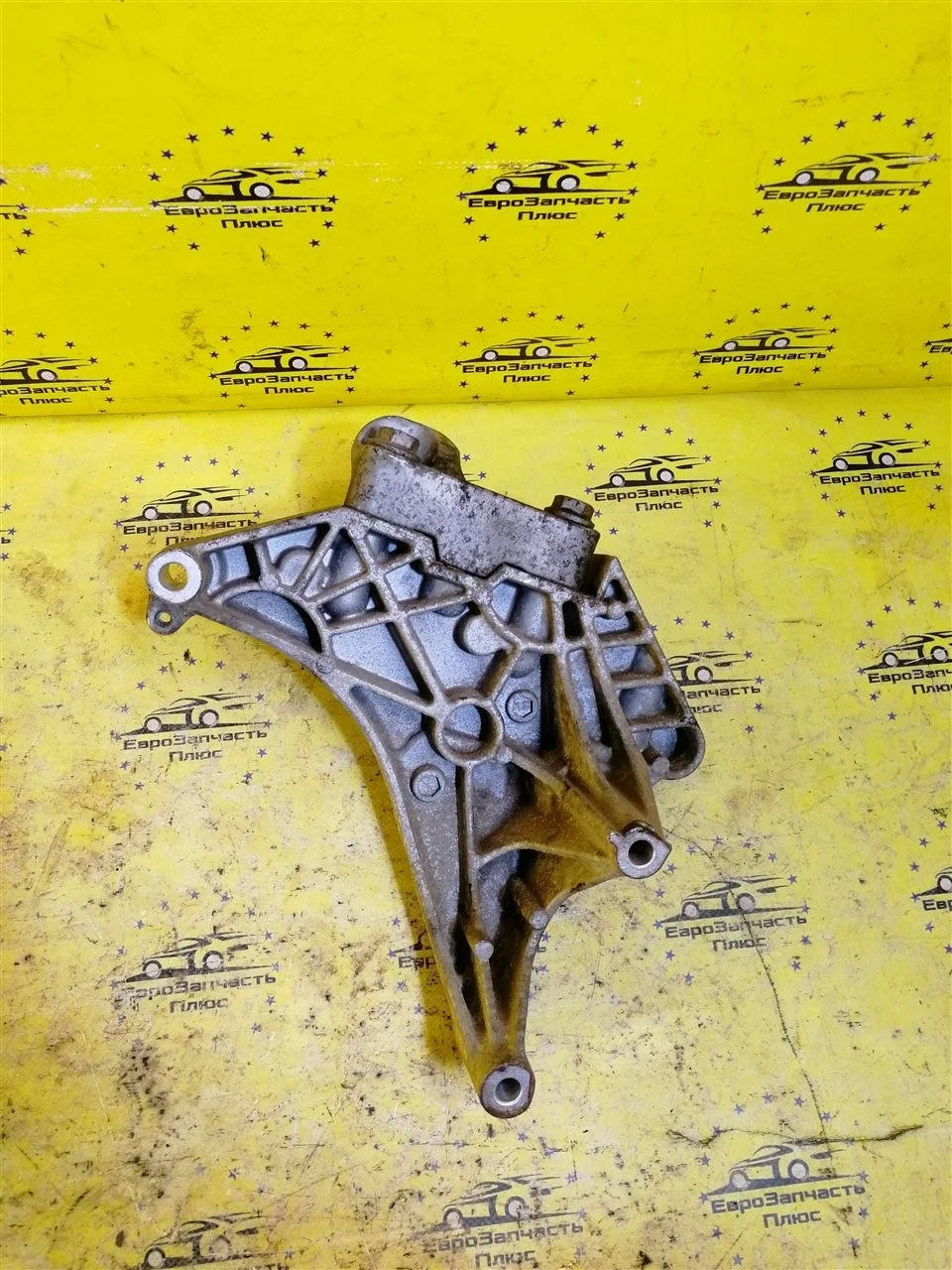 Кронштейн двигателя Volkswagen Tiguan 1 03L199207 NF