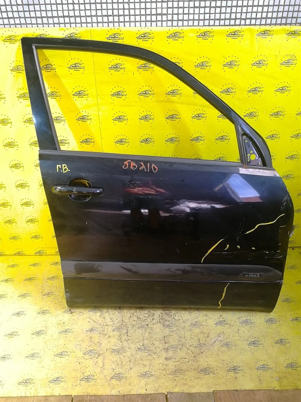Дверь дефект Suzuki Grand Vitara 2 6800165843 JT, передняя правая