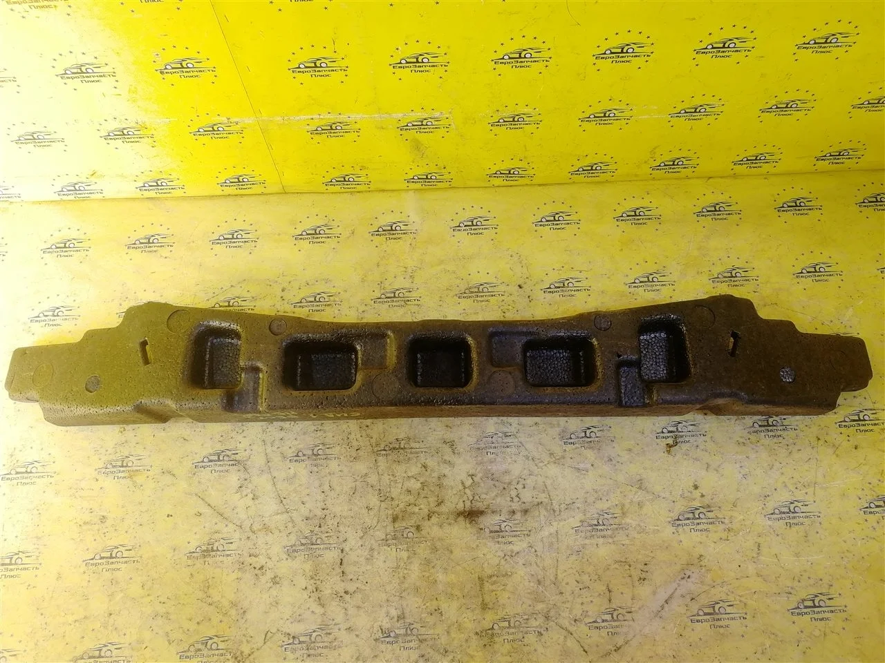 Абсорбер бампера Kia Ceed 1 865201H500 ED, передний