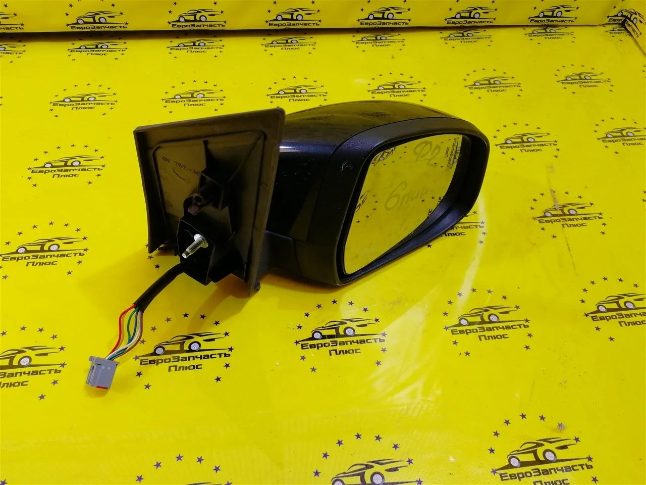 Зеркало Ford Focus 2 1728324, переднее правое