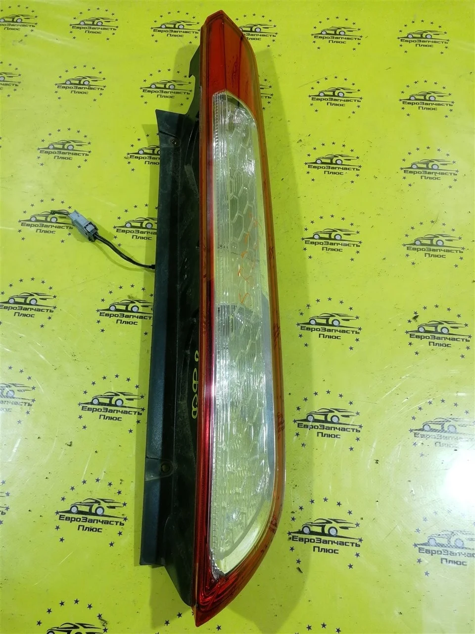Фонарь Ford Focus 2 1520757, задний правый