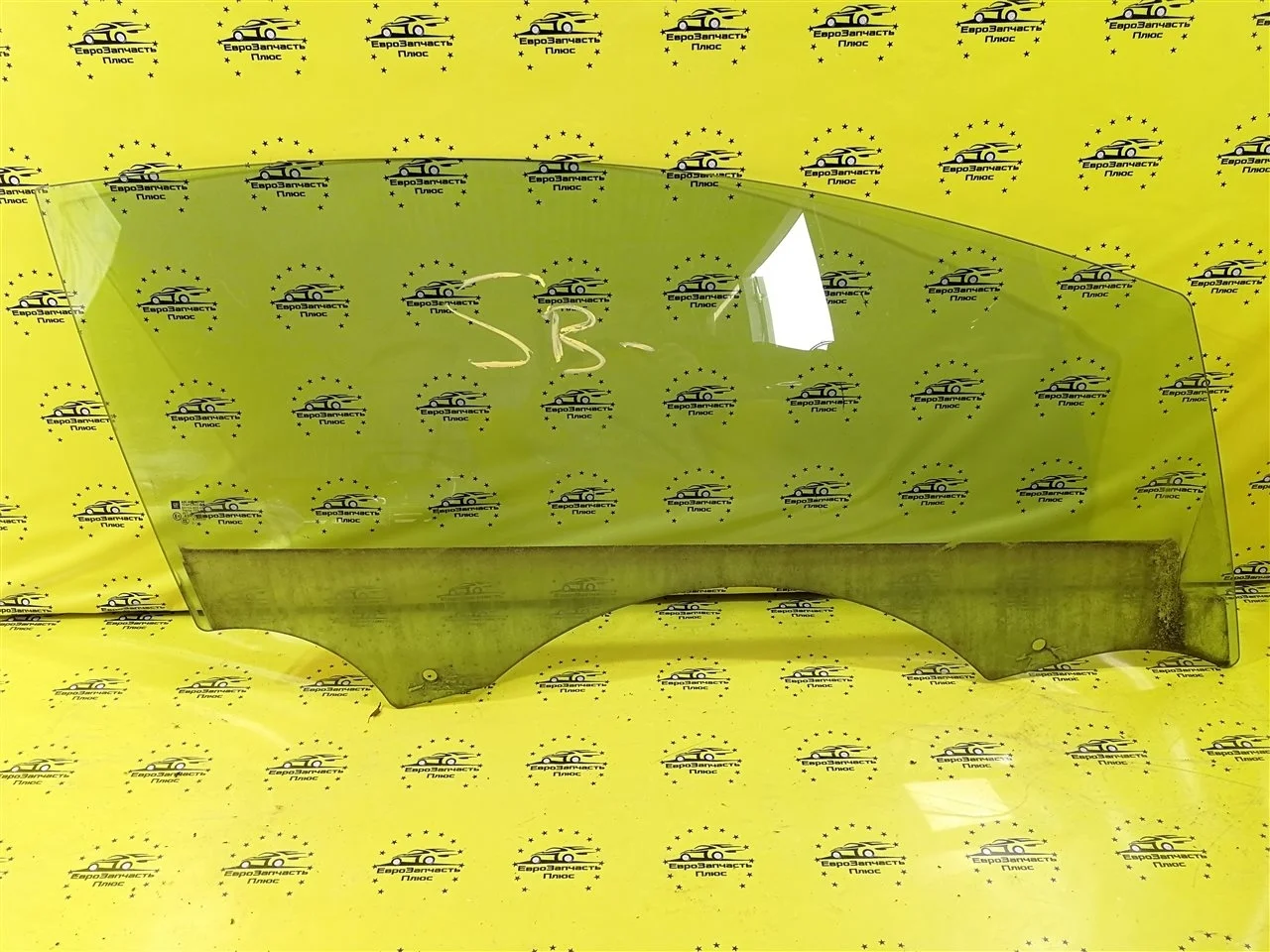 Стекло двери Opel Astra J Gtc 13265810 3D, переднее правое