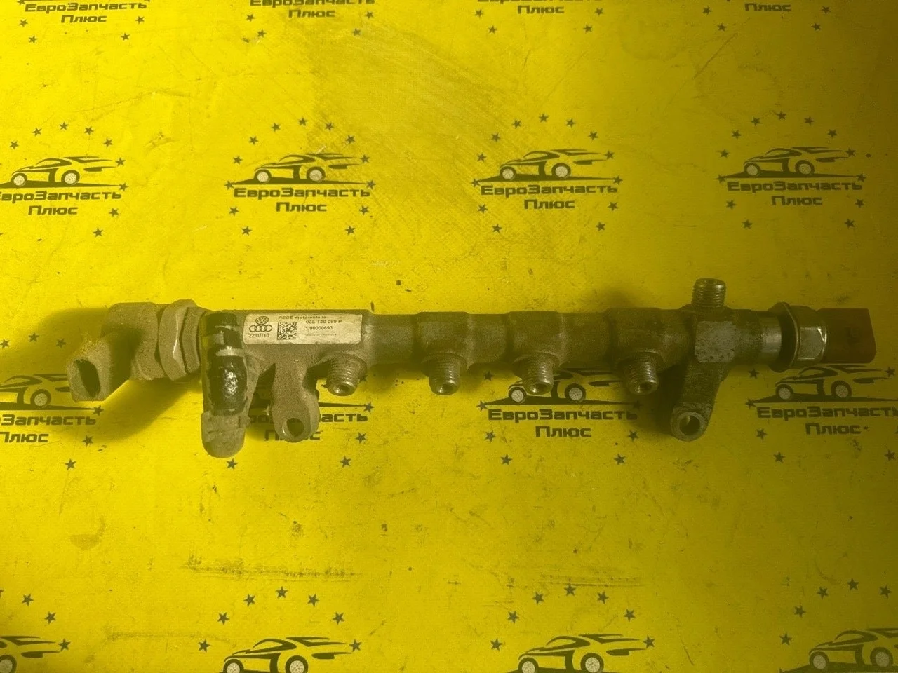 Топливная рампа Volkswagen Tiguan 1 03L130089P NF