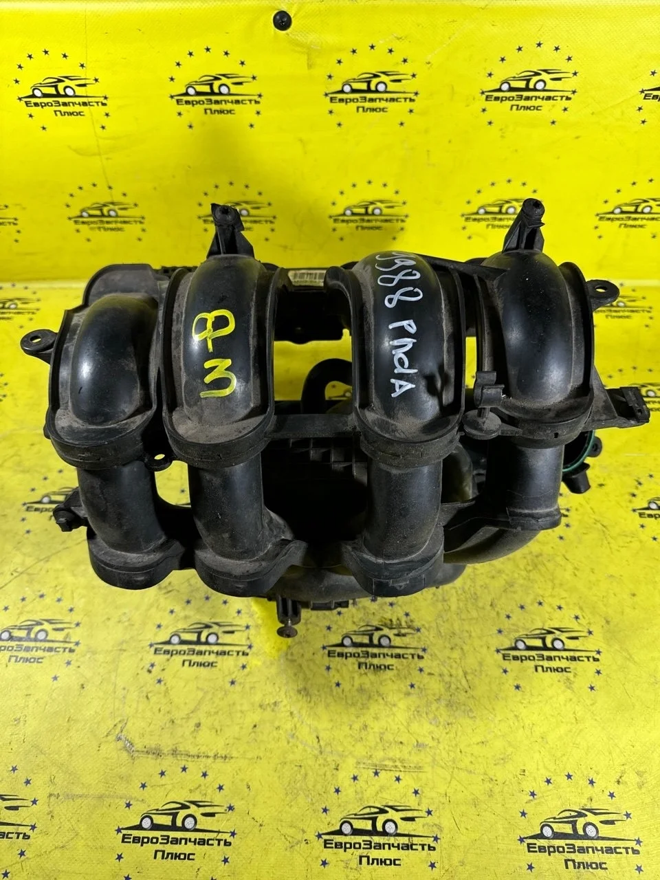 Впускной коллектор Ford Focus 3 4M5G9424CF 1.6 PNDA