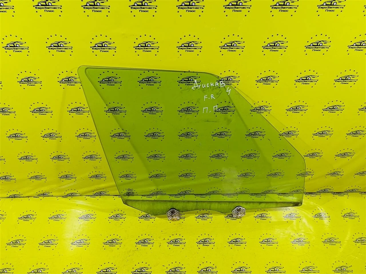 Стекло двери Land Rover Discovery 4 CUB500160 L319, переднее правое