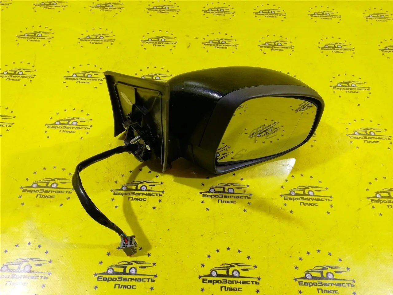 Зеркало Ford Focus 2 1728324, переднее правое