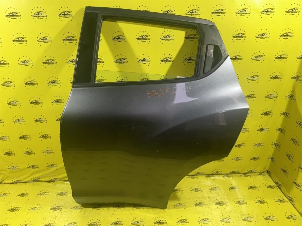 Дверь Nissan Juke H2101BA6MA F15, задняя левая