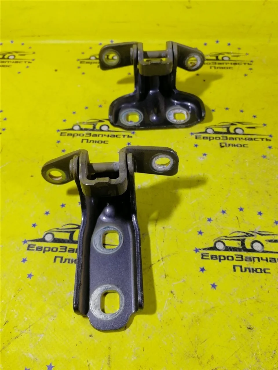 Петли дверей Chevrolet Cruze 13501711 J300, задние правые