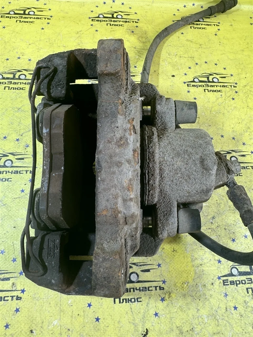 Суппорт Volkswagen Golf 6 1K0615124E MK6, передний правый