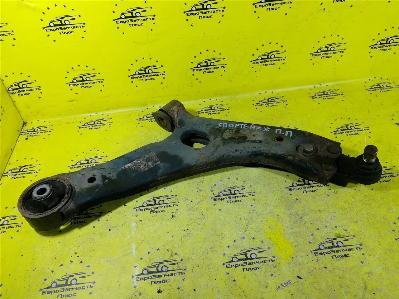 Рычаг Kia Sportage 3 545012Y500 SL, передний правый