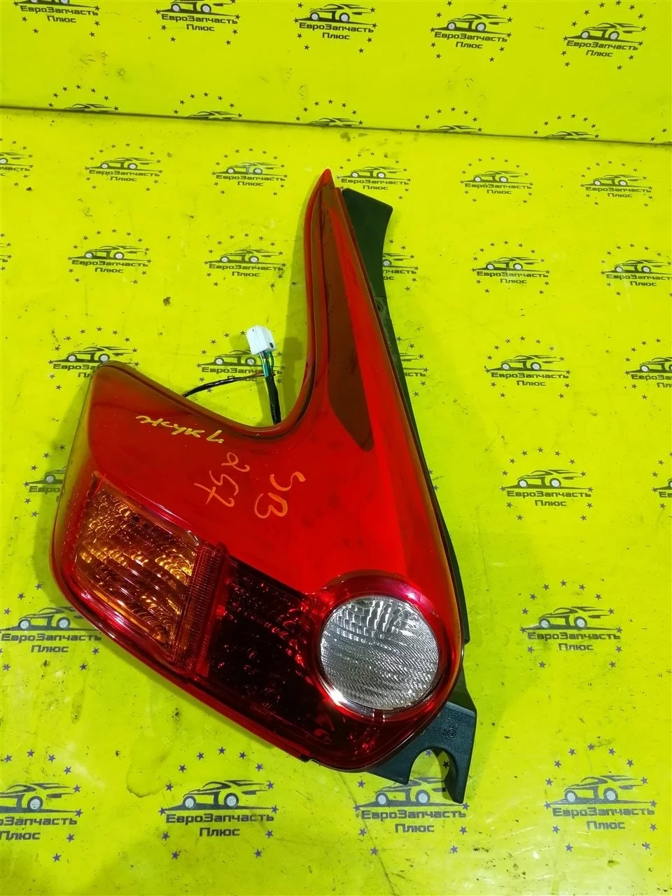 Фонарь Nissan Juke 265551KA0A F15, задний левый