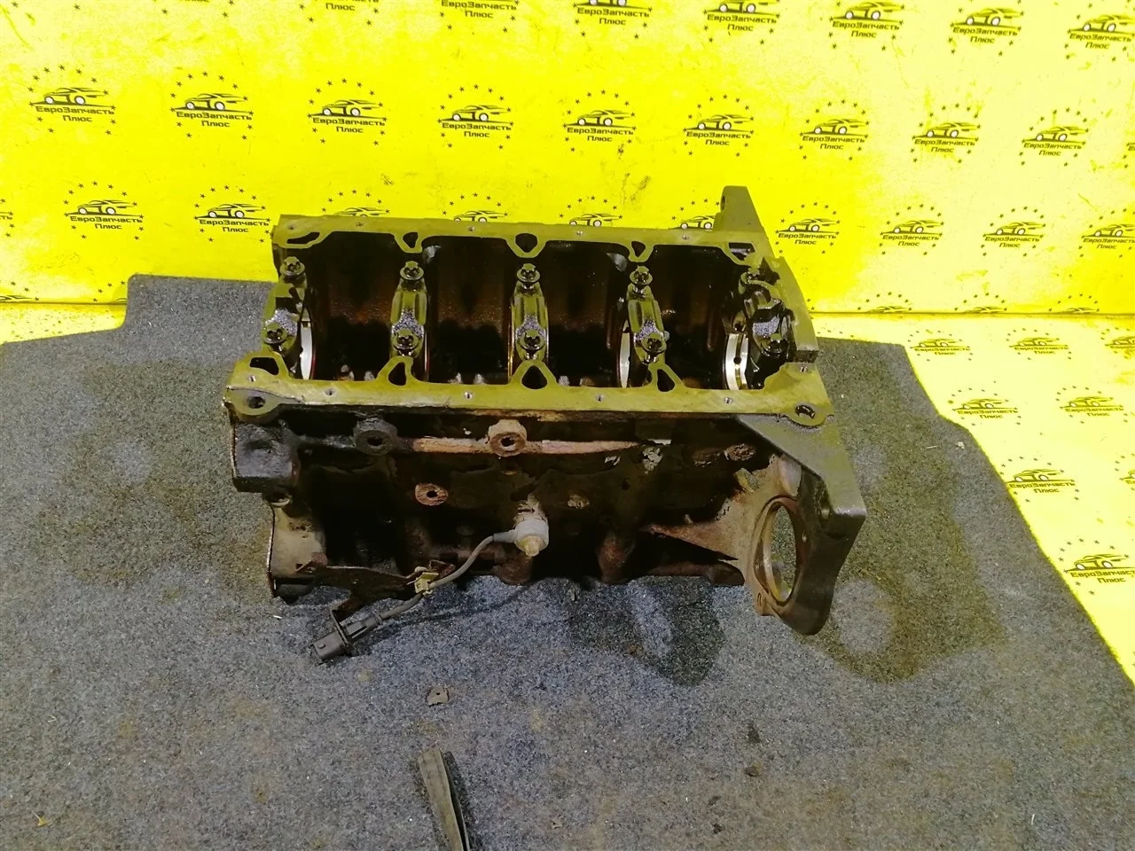 Блок цилиндров Opel Astra A16XER J A16XER