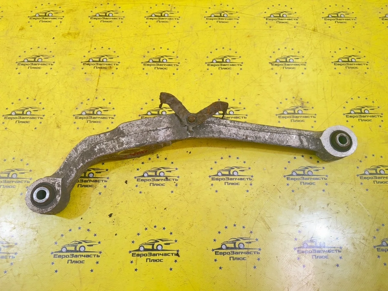 Рычаг подвески Nissan Qashqai 55121JD000 J10, задний левый