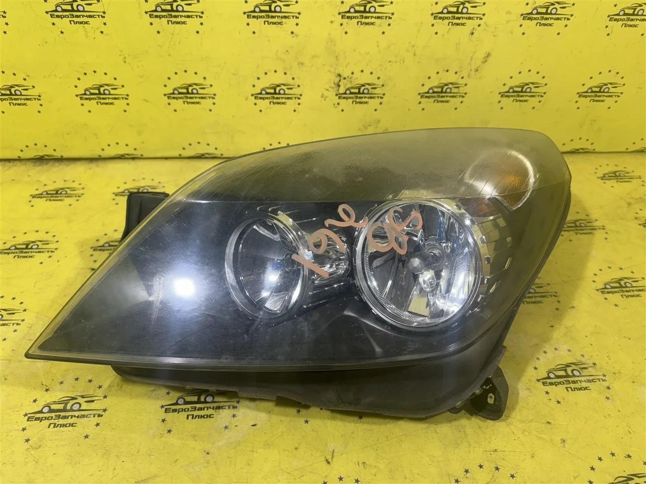 Фара Opel Astra 24451030 H, передняя левая