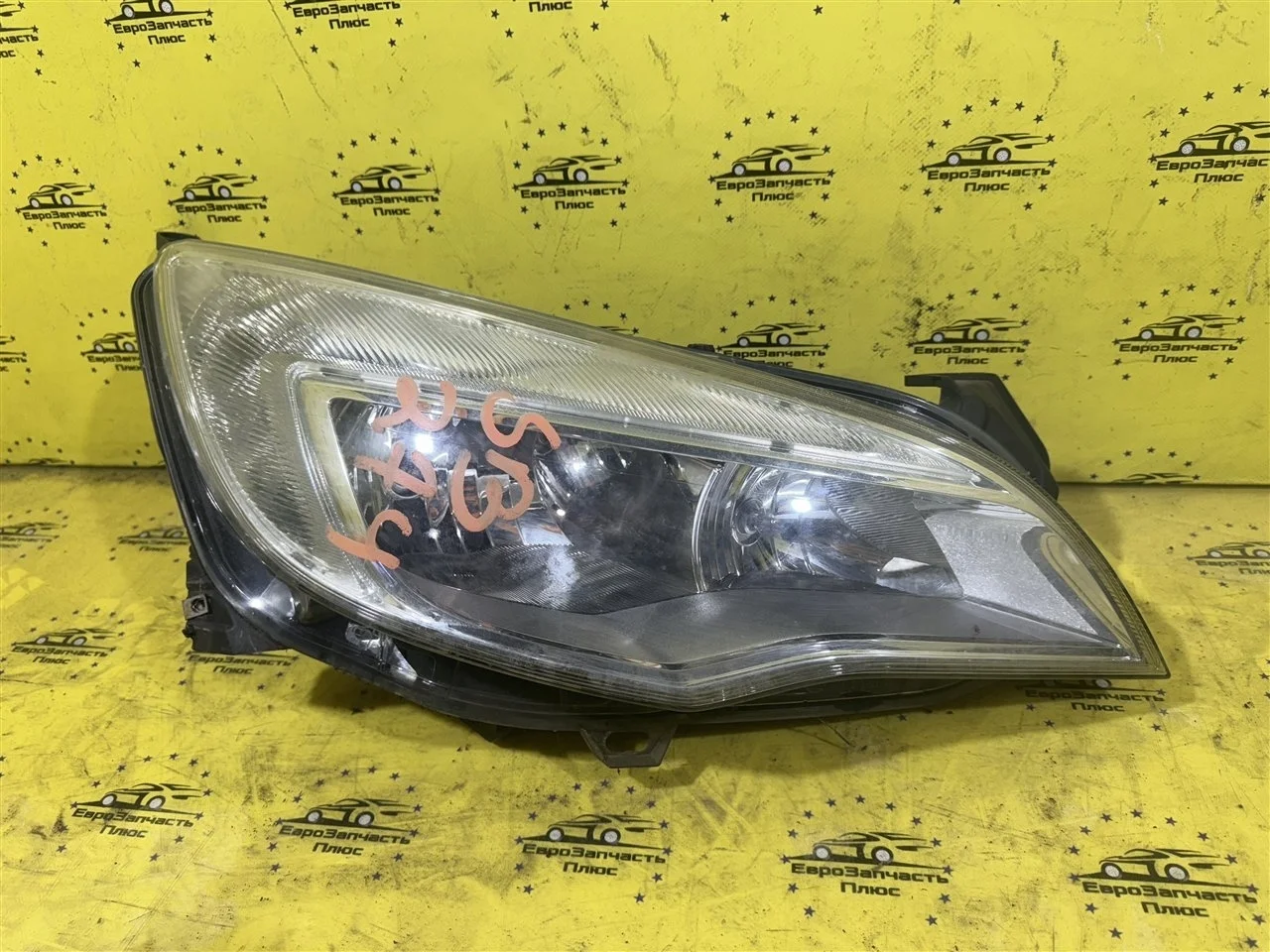 Фара Opel Astra 13253656 J, передняя правая