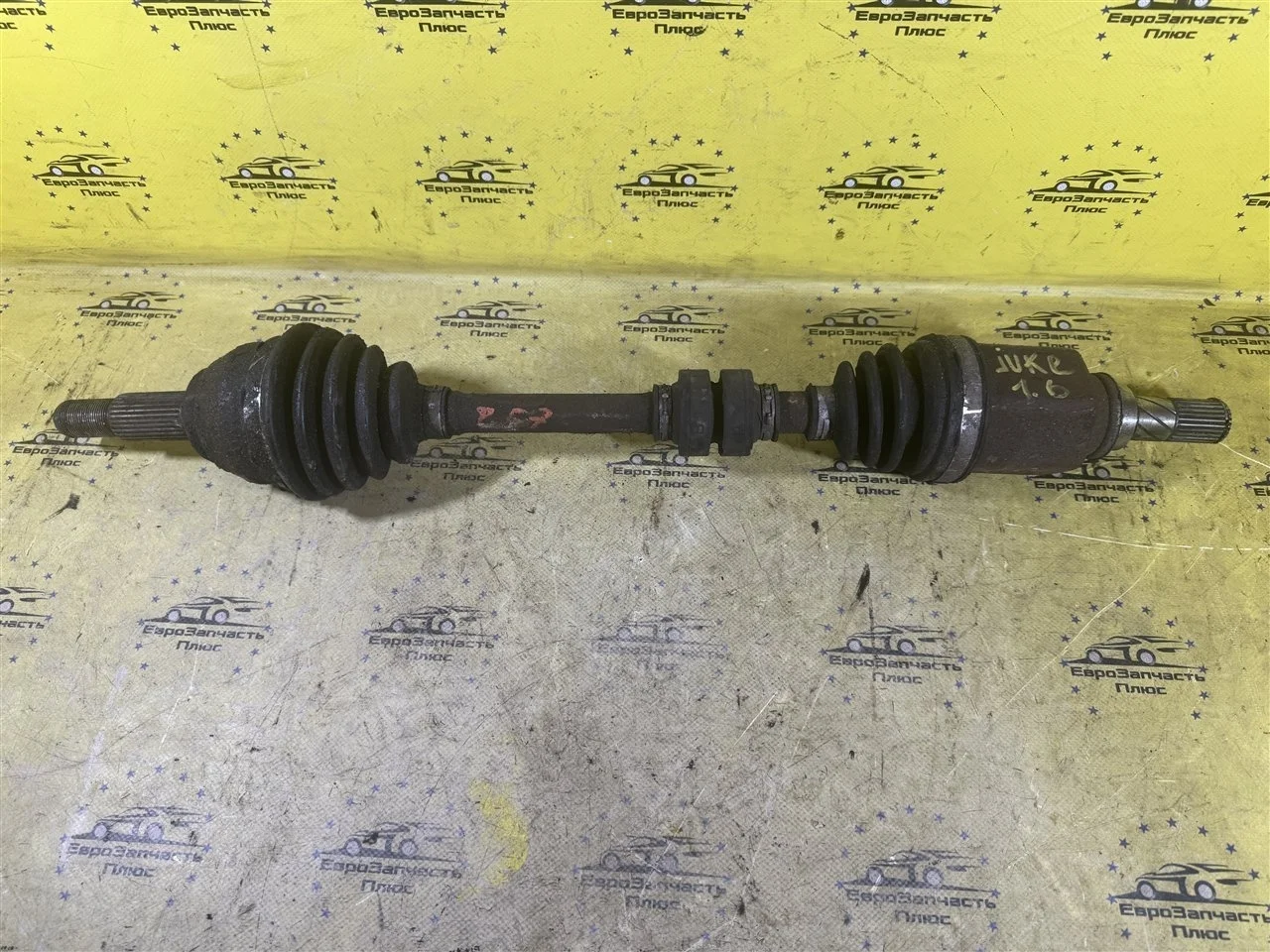 Привод Nissan Juke 391011KA0A F15, передний левый