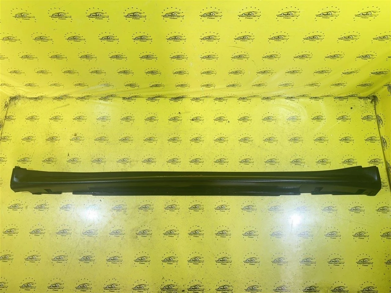 Накладка порога Nissan Juke 768511KA6A F15, левая