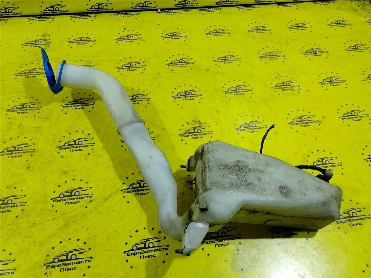 Бачок стеклоомывателя Skoda Fabia 2 6Q955453N 5J