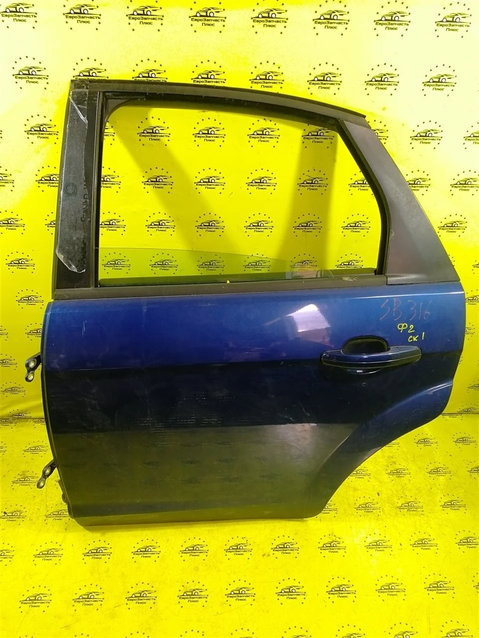 Дверь Ford Focus 2 1702408, задняя левая