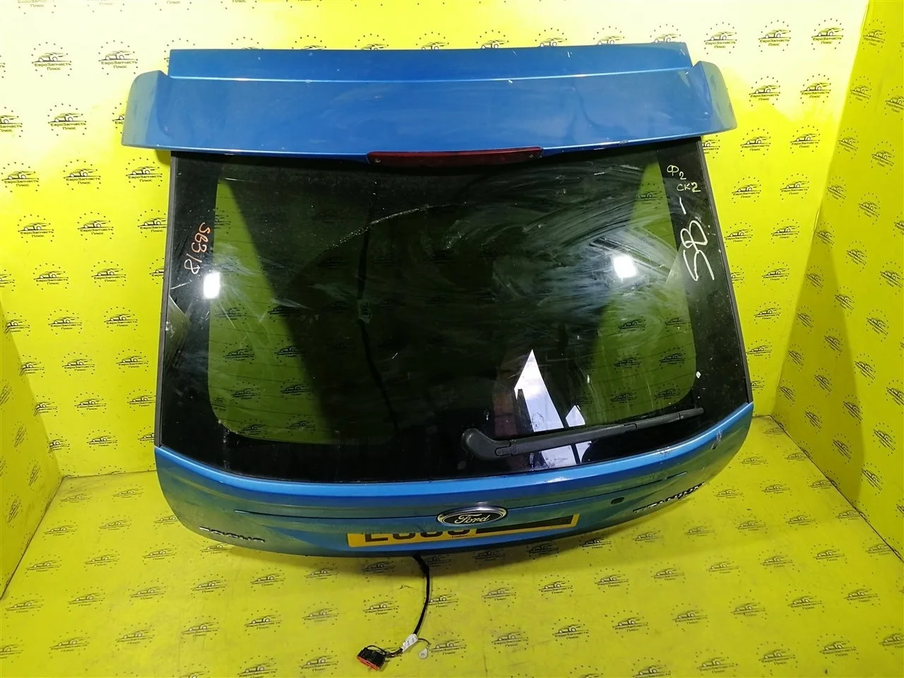 Крышка багажника Ford Focus 2 1527998