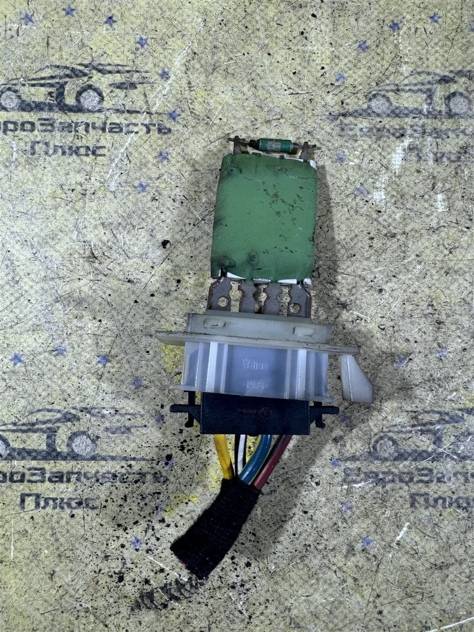 Резистор отопителя Volkswagen Golf 5 1K0959263A MK5