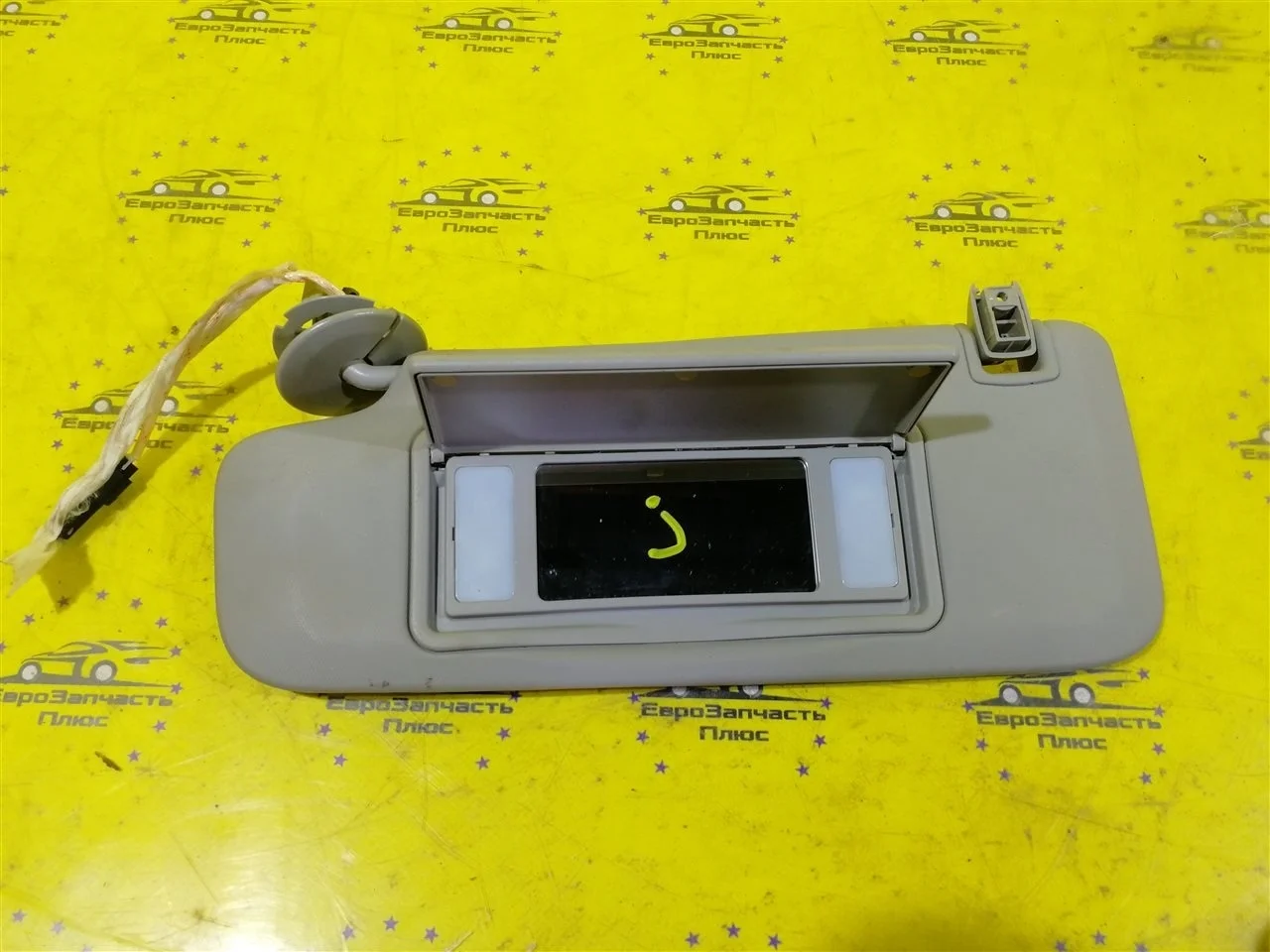 Козырек солнцезащитный Opel Astra 22800041 J, левый