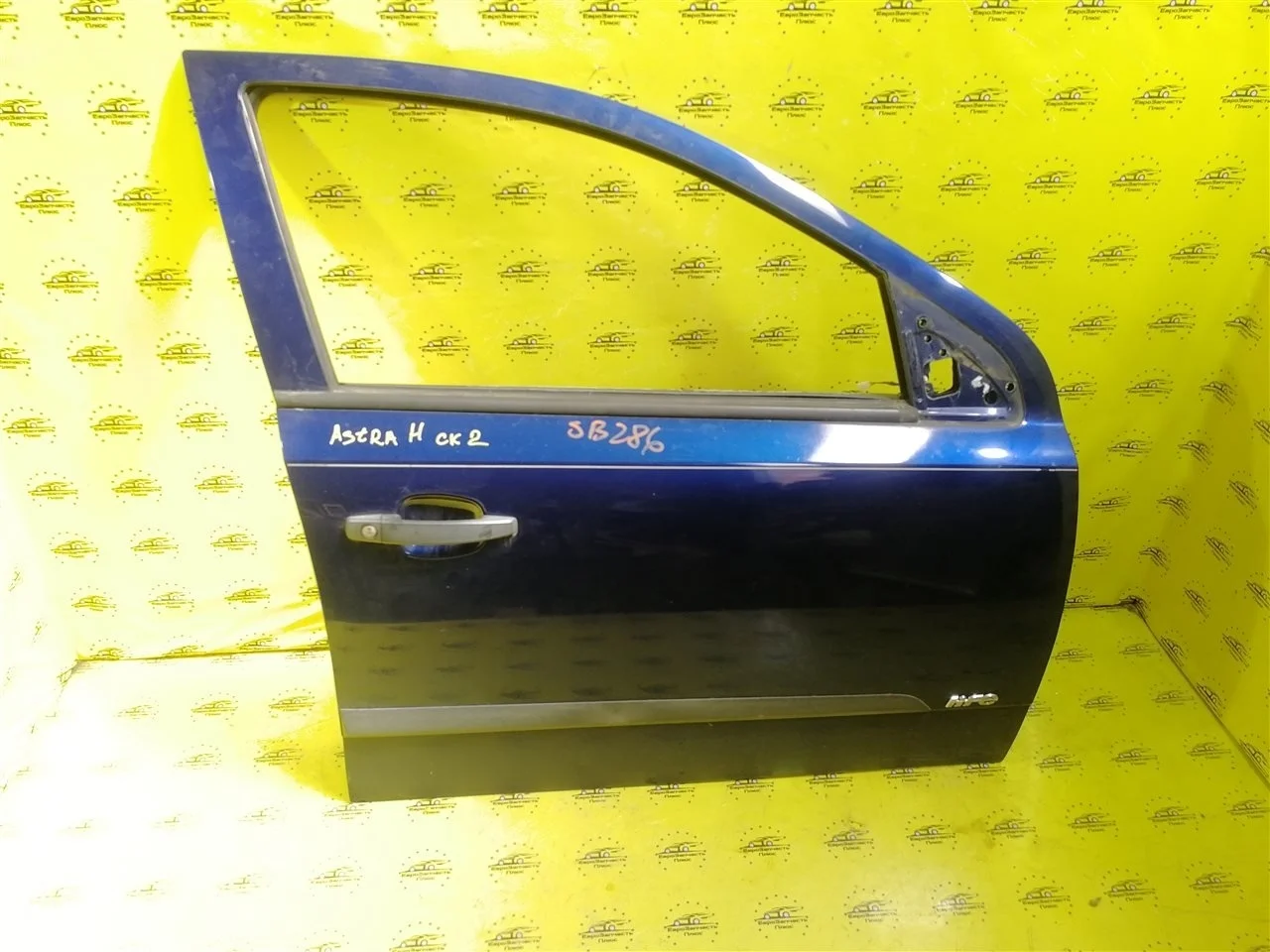 Дверь Opel Astra 93187974 H, передняя правая