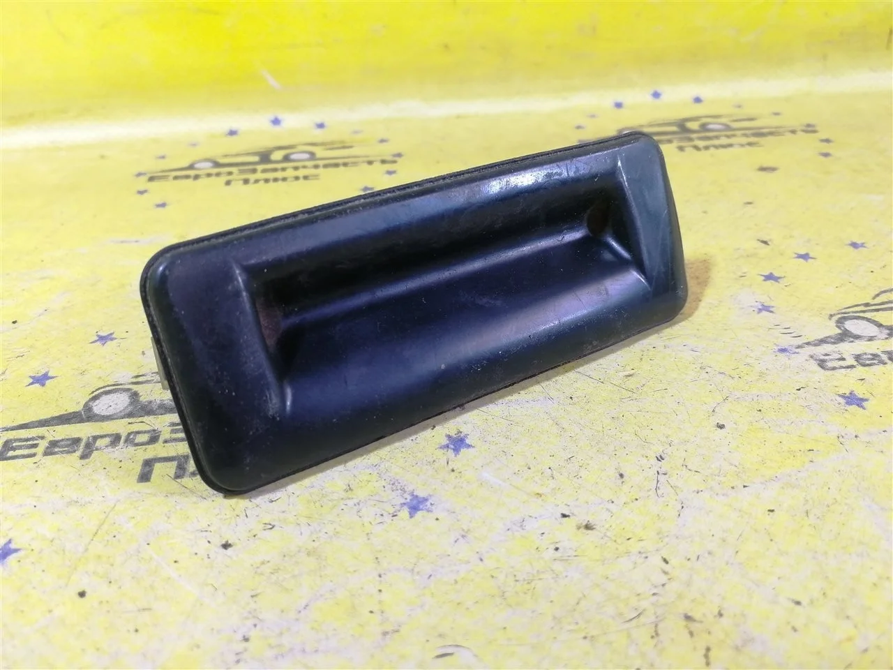 Кнопка открывания багажника Skoda Fabia 2 5E0827566 5J