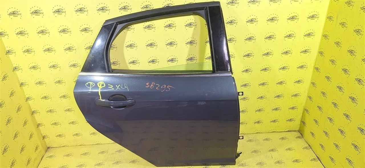 Дверь Ford Focus 3 2172759, задняя правая