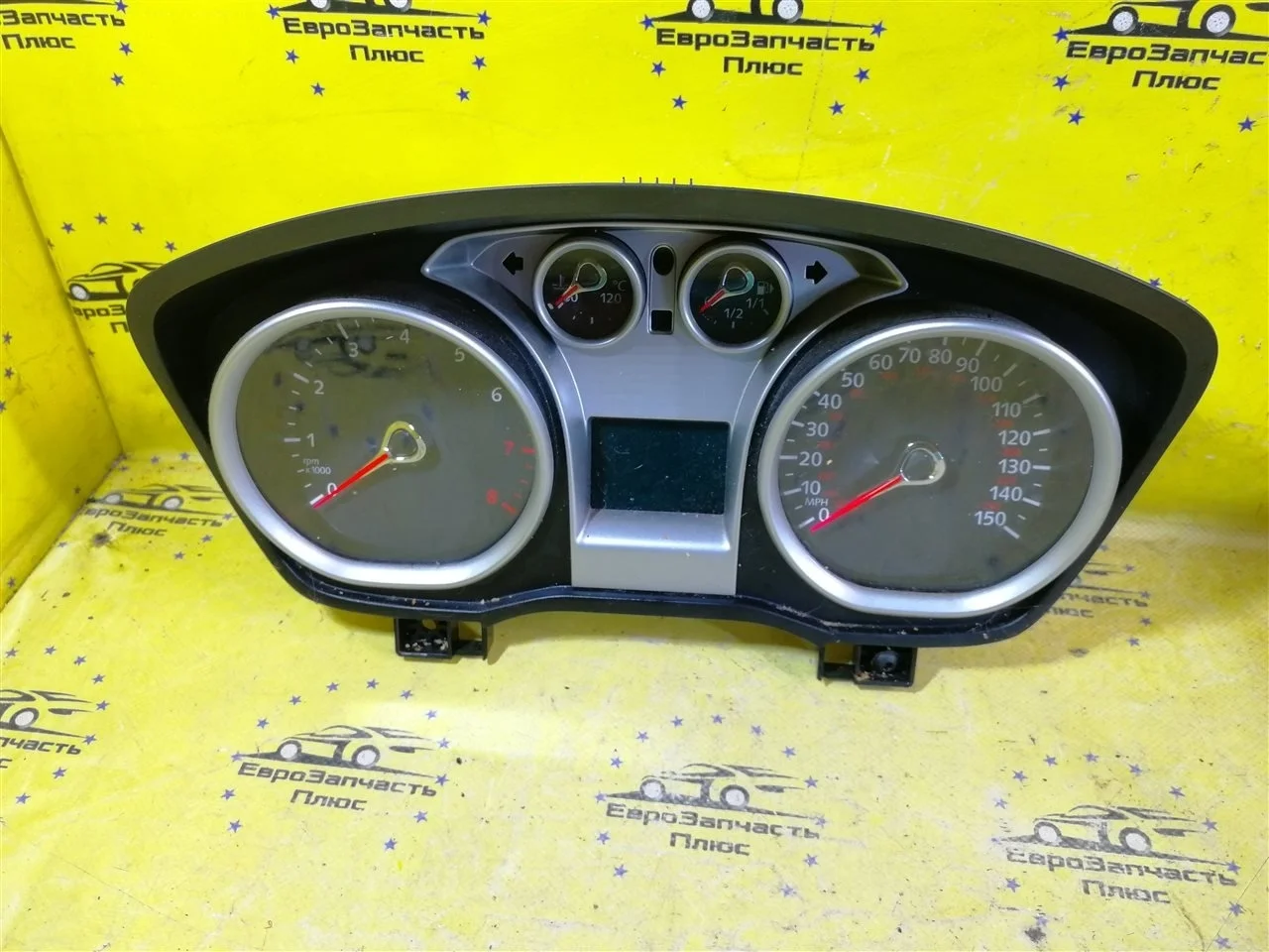 Щиток приборов Ford Focus 2 1602527