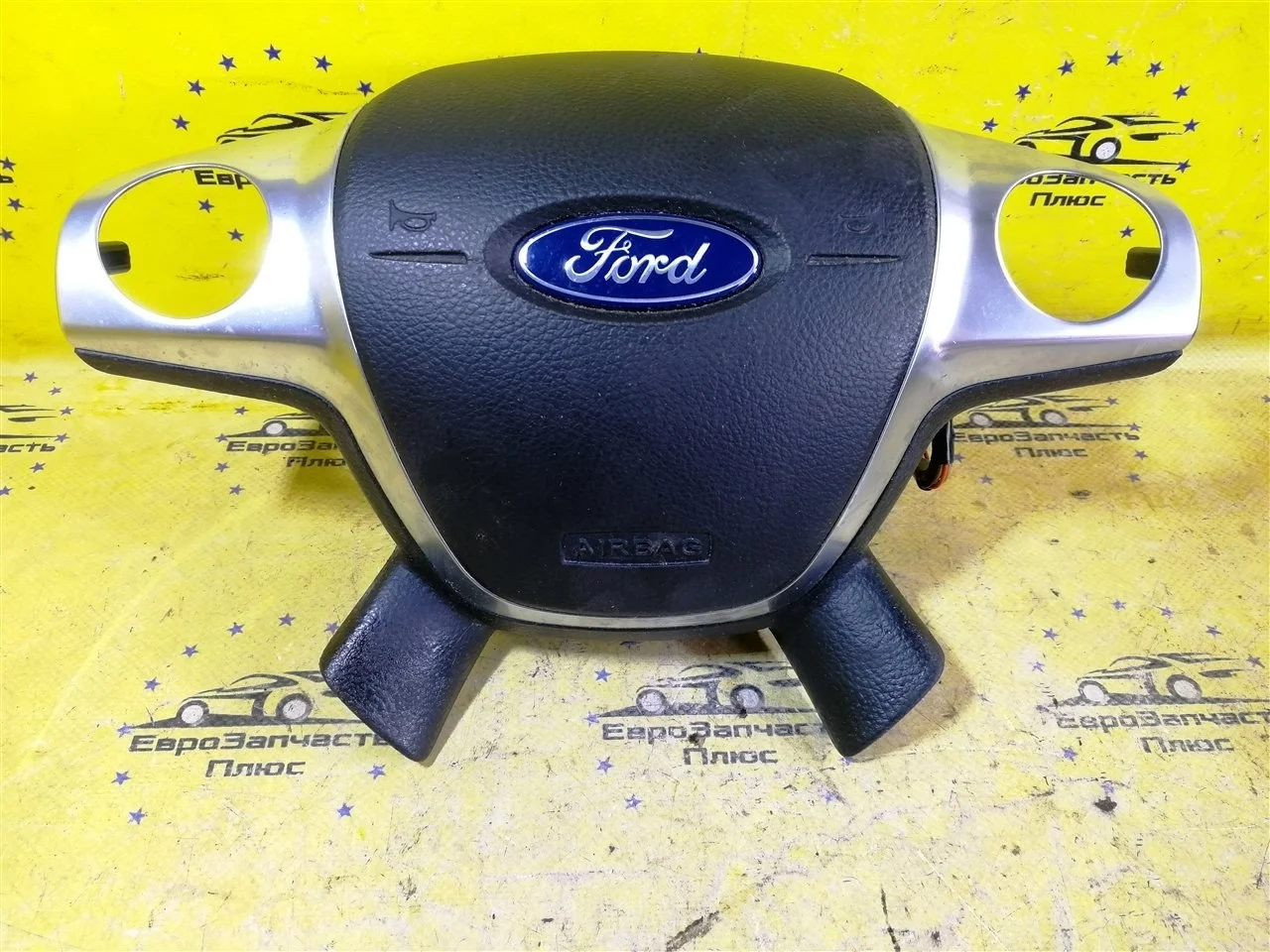 Подушка в руль Ford Kuga 2 1787154 C520