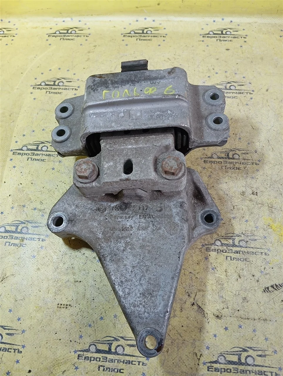 Подушка КПП Volkswagen Golf 6 1K0199555 MK6