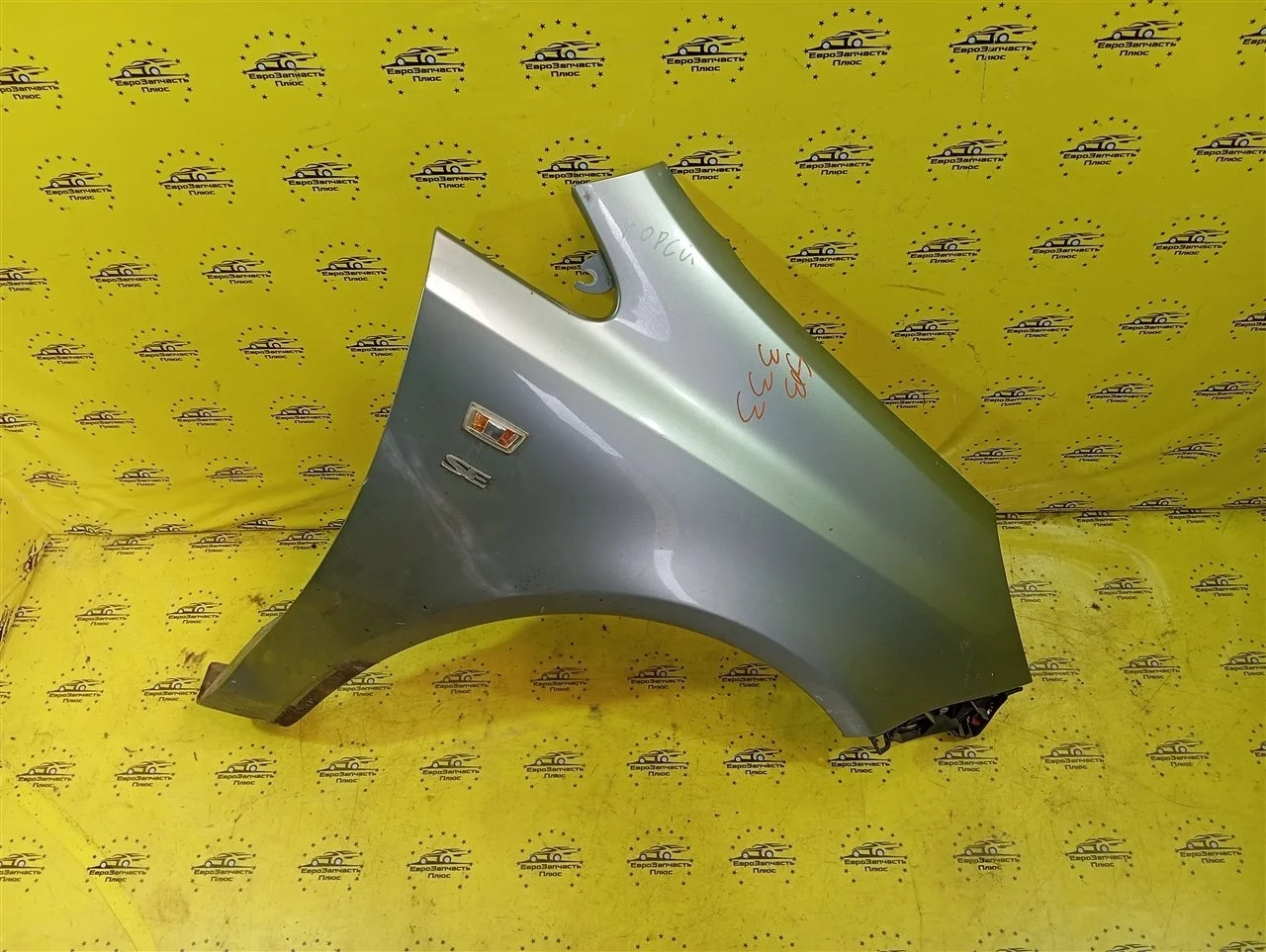 Крыло Opel Corsa 93189645 D, переднее правое