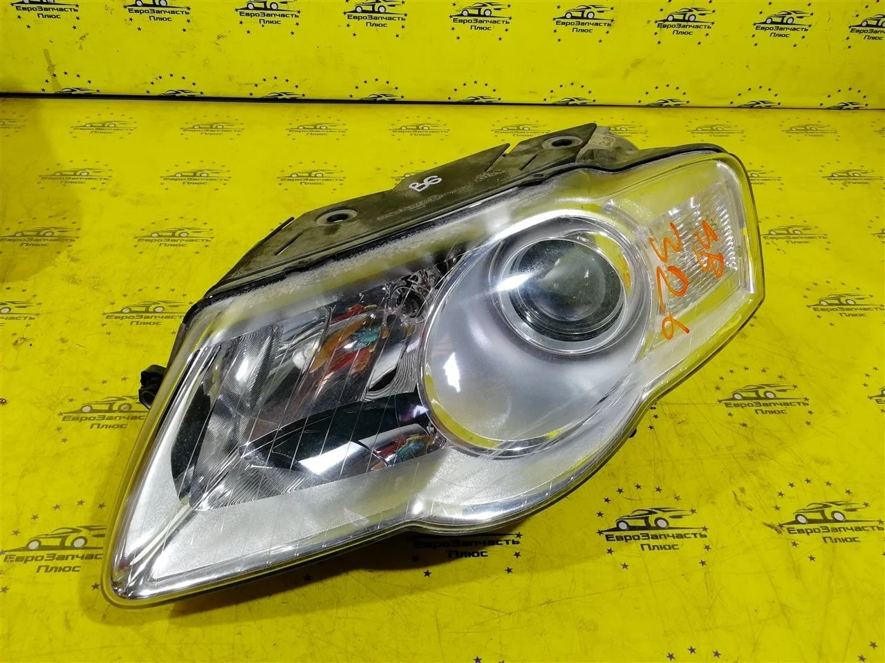 Фара Volkswagen Passat B6 3C0941005, передняя левая