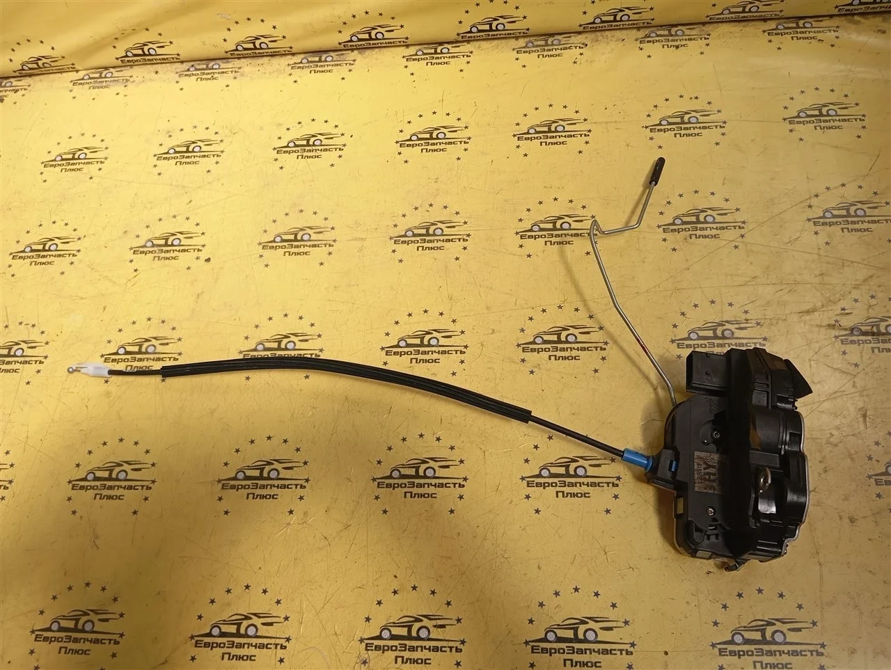 Замок двери Opel Mokka 13579522 J13, передний левый