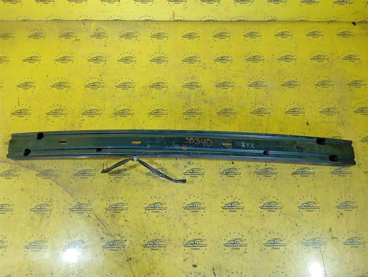 Усилитель бампера Nissan Juke H50321KADH F15, задний