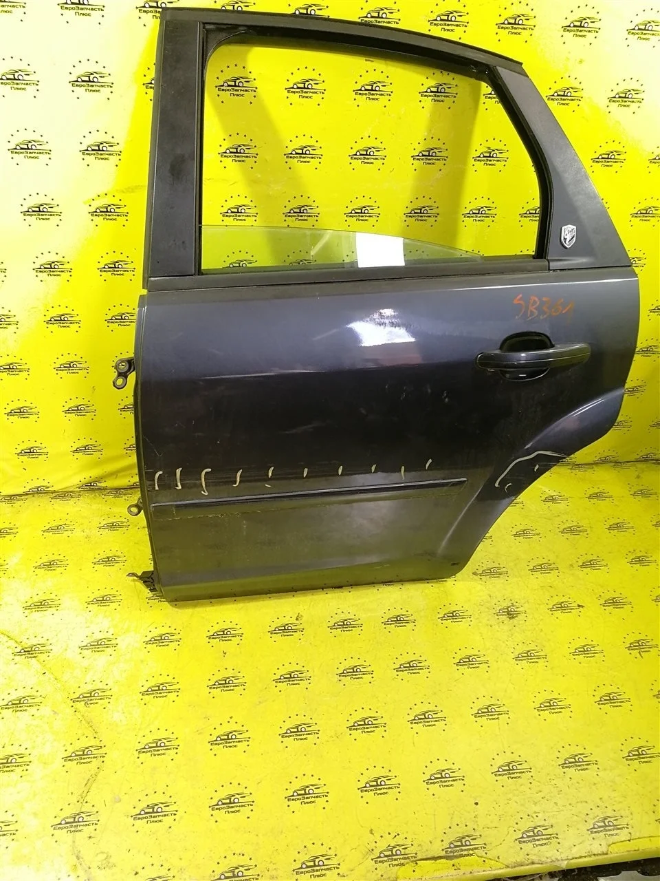 Дверь Ford Focus 2 1702408, задняя левая