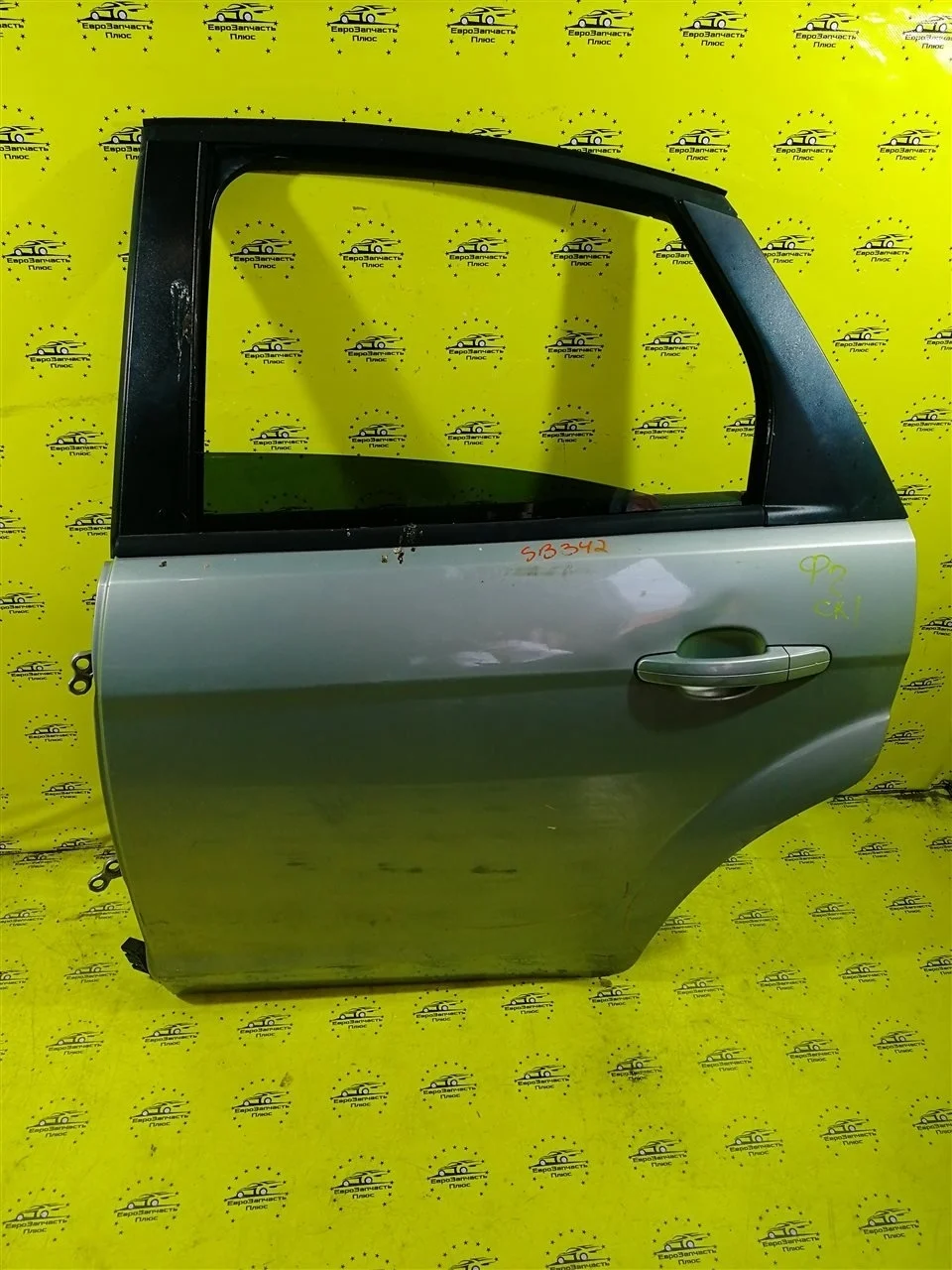 Дверь Ford Focus 2 1702408, задняя левая