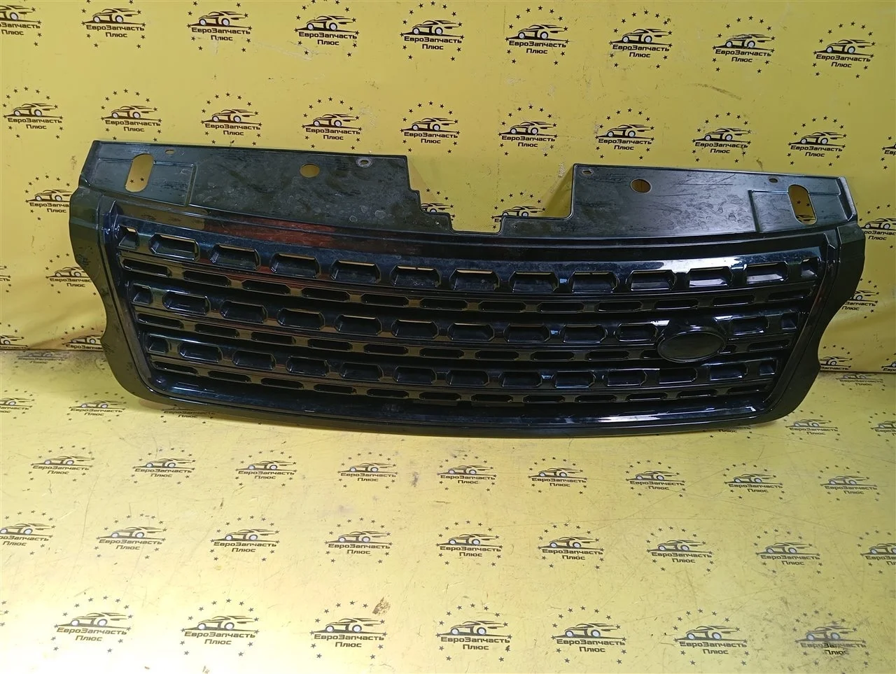 Решетка радиатора Land Rover Range Rover Vogue LR046750 L405