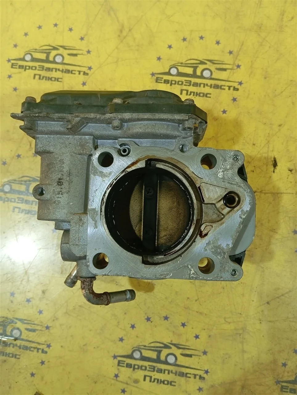 Дроссельная заслонка Skoda Fabia 2 03C133062S 5J