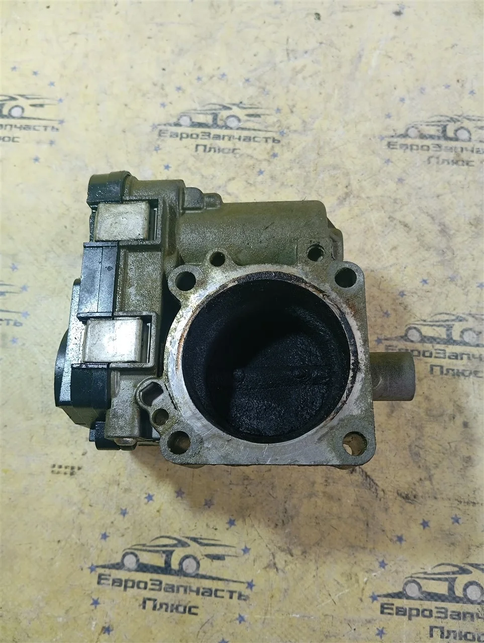 Дроссельная заслонка Skoda Octavia A5 03C133062A 1Z