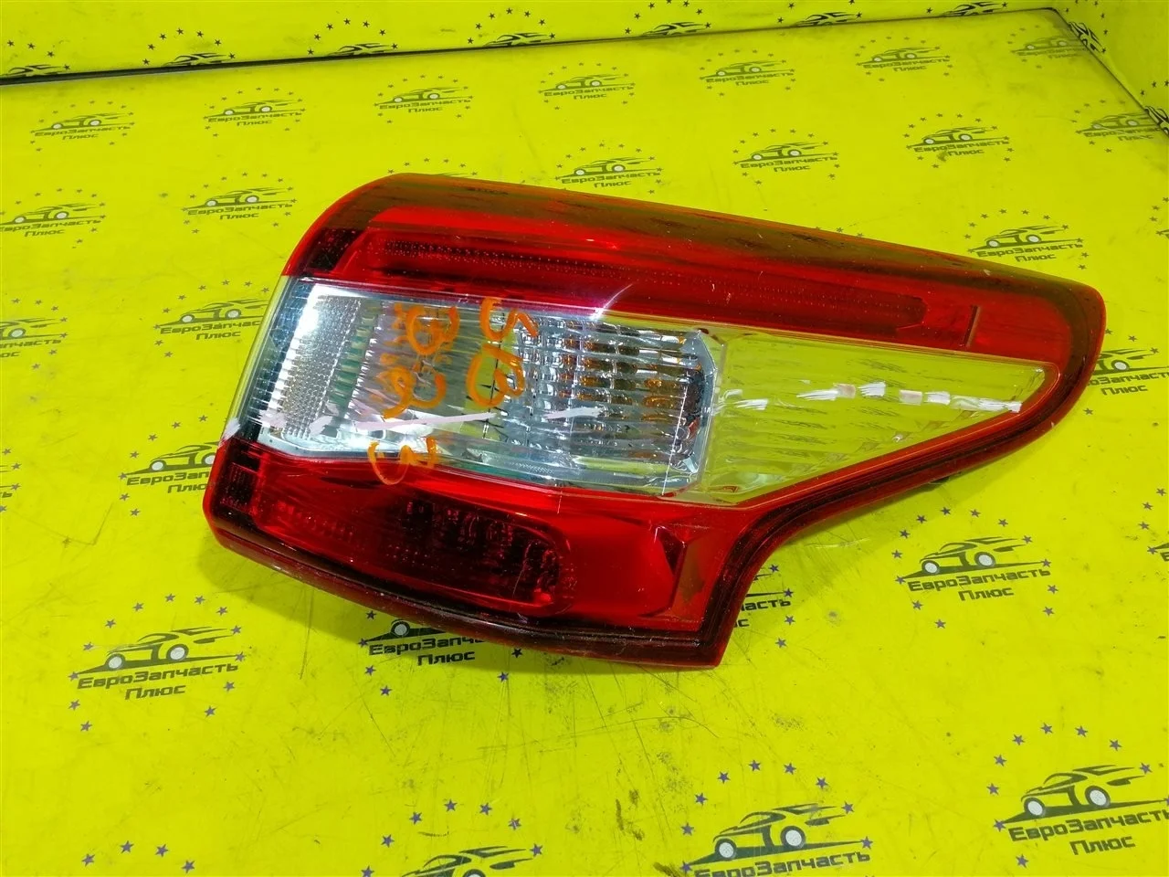Фонарь Nissan Qashqai 265504EA0A J11, задний правый